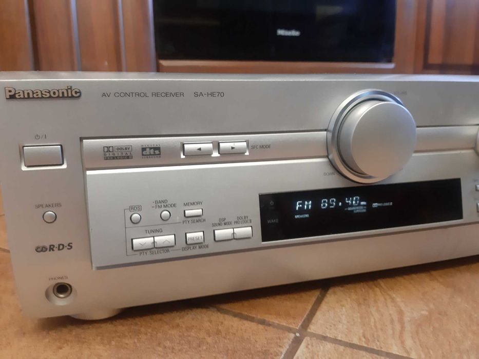 Wzmacniacz Panasonics  SA-HE70