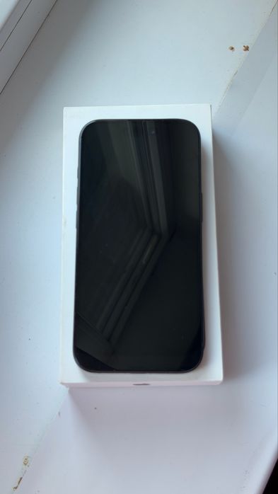 Продам IPhone 15