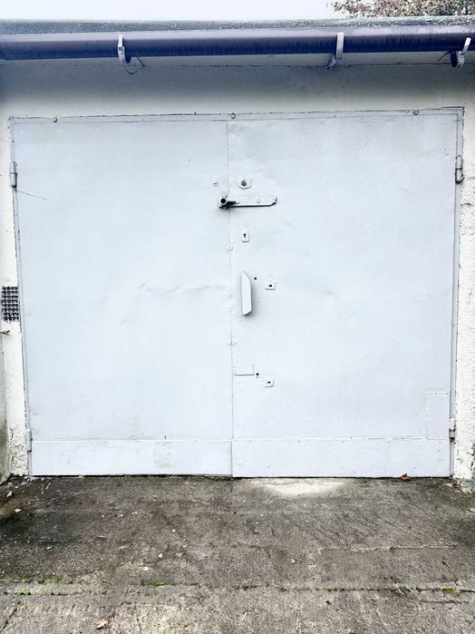 (Rezerwacja)Wynajmę garaż murowany 18 m² z kanałem – Bytom, ul. Brzezińska - Widok 3