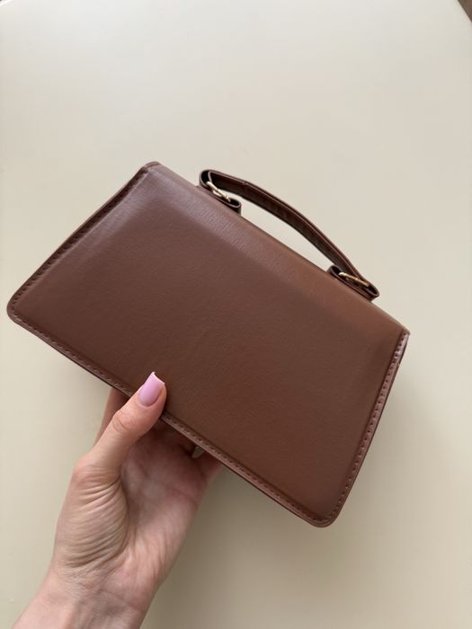 Сумка з регульованим ремінцем