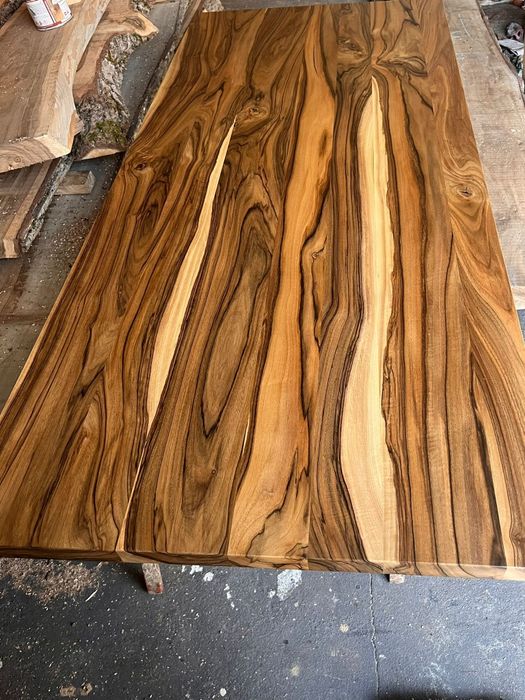 Stół z orzecha włoskiego Drewniany blaty