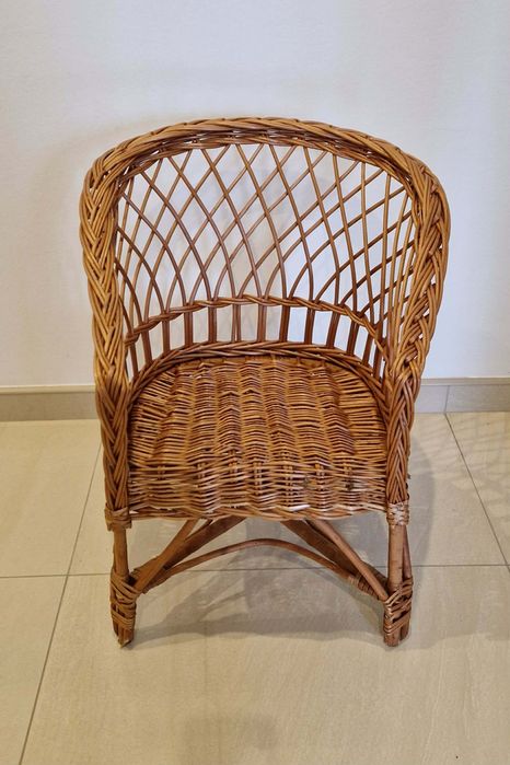 Fotelik wyklinowy dla dzieci