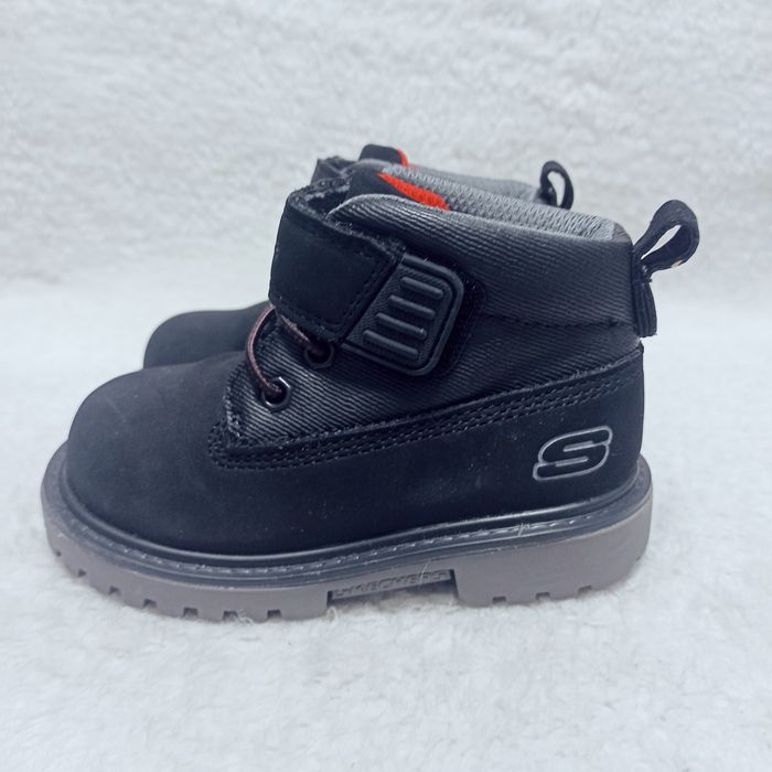 Оригінал SKECHERS Осінні черевички для хлопчика,23 розмір, 15 см