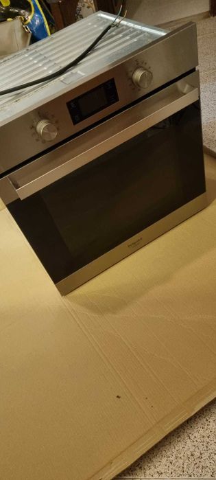 Forno Encastre Hotpoint Ariston FA5 841 P IX HA Inox+Pirolítico