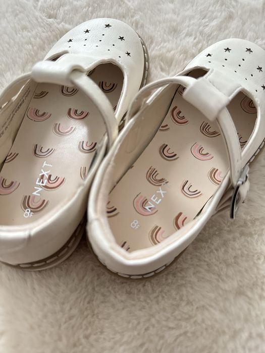 Туфельки для дівчинки next 25,5 р