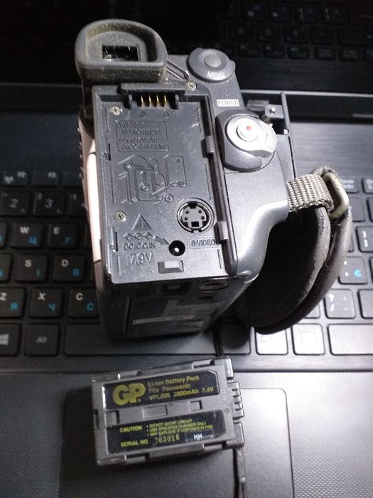 Відеокамера Panasonic NV-DS60EN