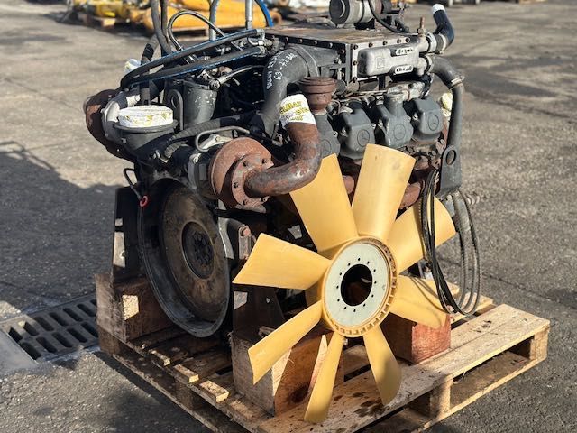 Mercedes-Benz OM 422 LA silnik do rębaka doppstadt