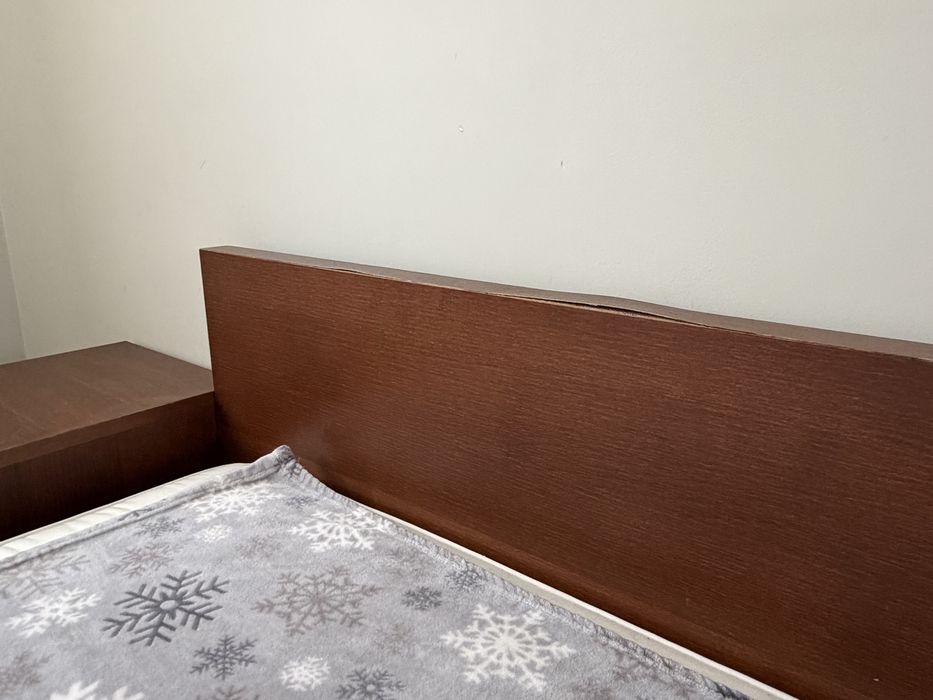 Łóżko IKEA Malm z materacem 160x200 plus gratis szafeczka Malm