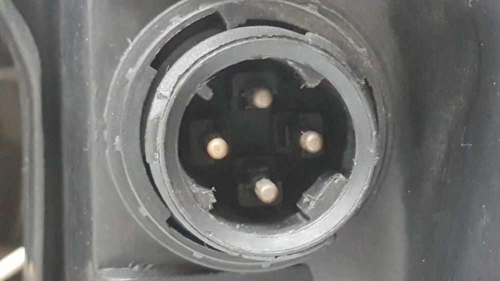 FAROL DIREITO BMW SERIE 3 BERLINA (E36) 325TD