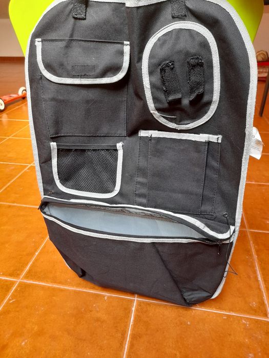 Arrumação para automóveis