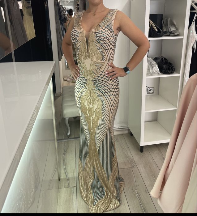 Piekna suknia S cekiny