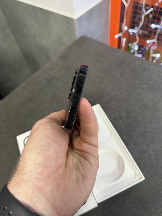 Продам iphone 14 pro max 512 gb