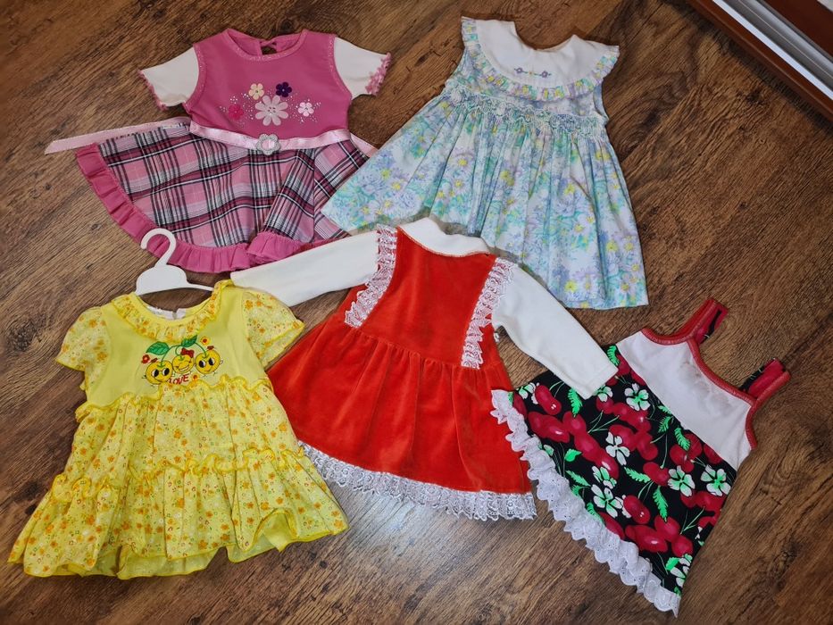 Пляттячка для дівчинки 12-18 місяців