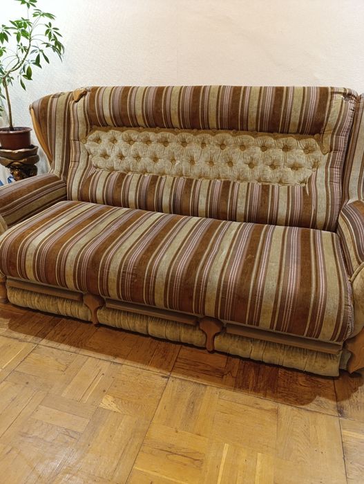 Диван (розкладний)