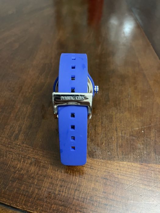 Часы наручные женские