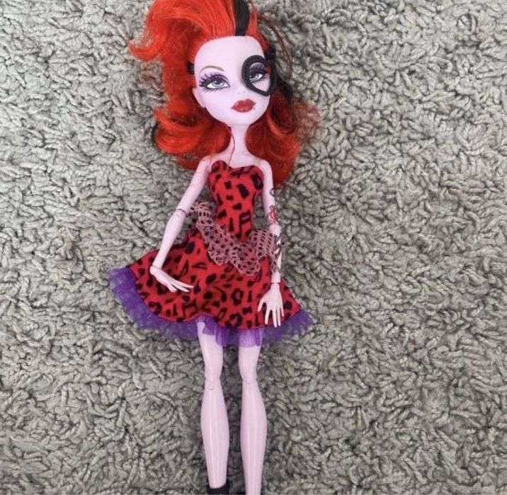 Bonecas Monster High