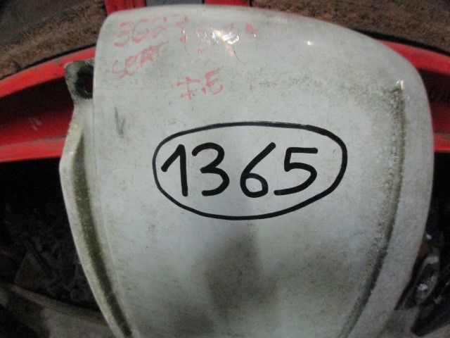Guarda-lamas esquerdo SEAT Ibiza I (021A)