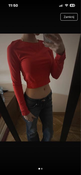 top sportowy czerwony