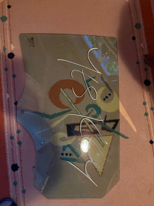 Скло для автомобіля Chevrolet bolt ev