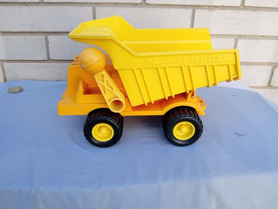 Продам радянські советские игрушки іграшки машинки
