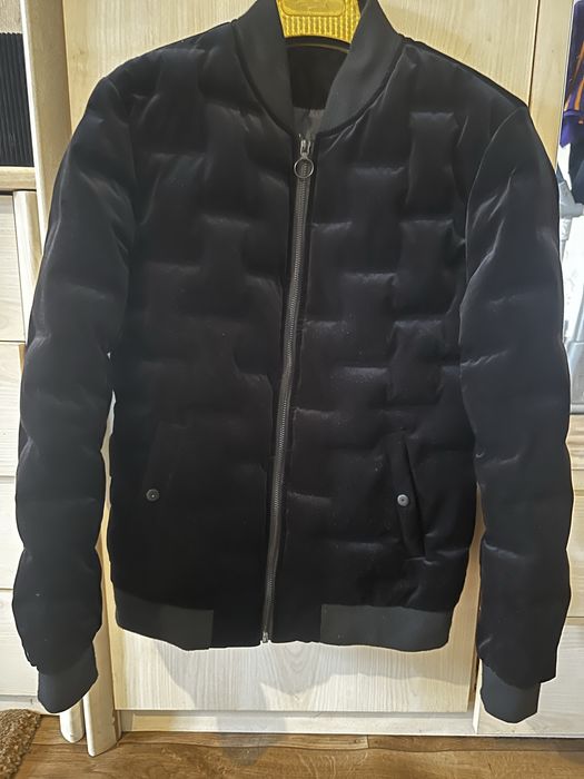 Курта бомбер . Велюр