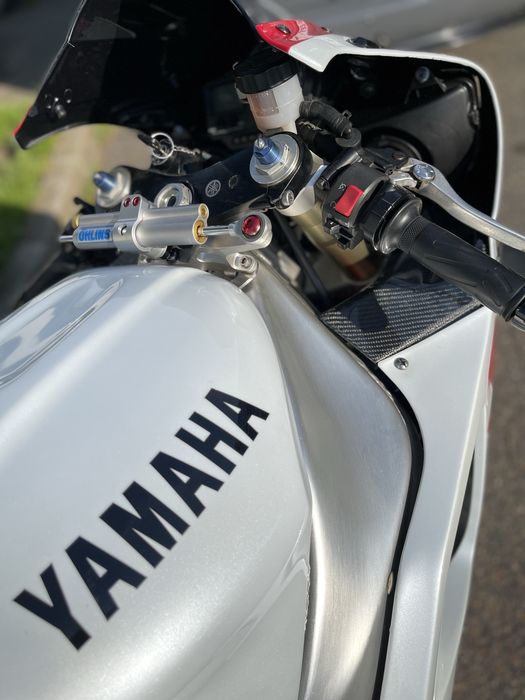 Yamaha R1 YZF 1998