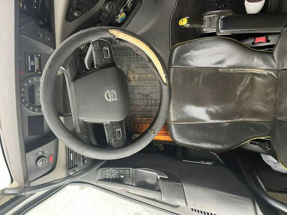 Volvo FH16 750 - COMO NOVA