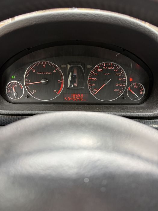 Peugeout 407 2.0 дизель автомат 2006 год