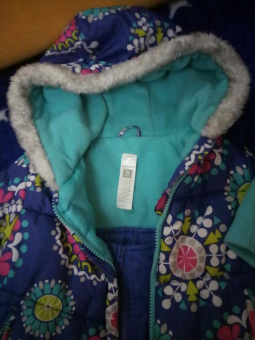 Продам зимний комбез Carter's