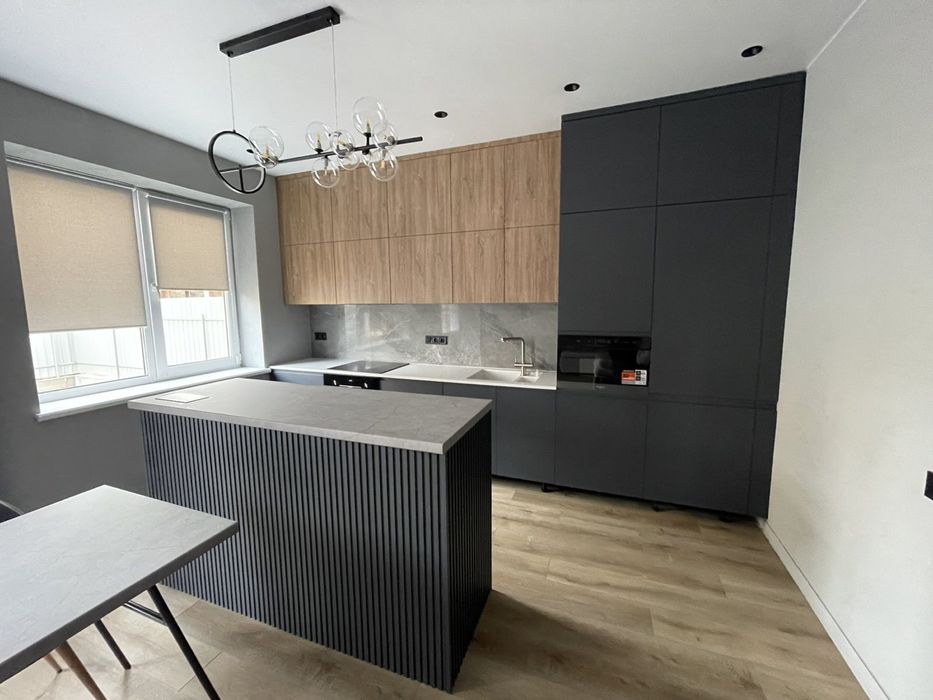 Кухні на замовлення