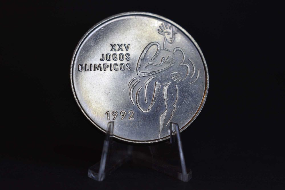 Moedas Comemorativas 200 Escudos – República Portuguesa #133