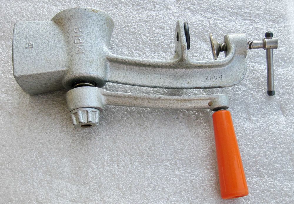 Мрія МРМ. Кавомолка  ручна, млин, млинок СРСР.