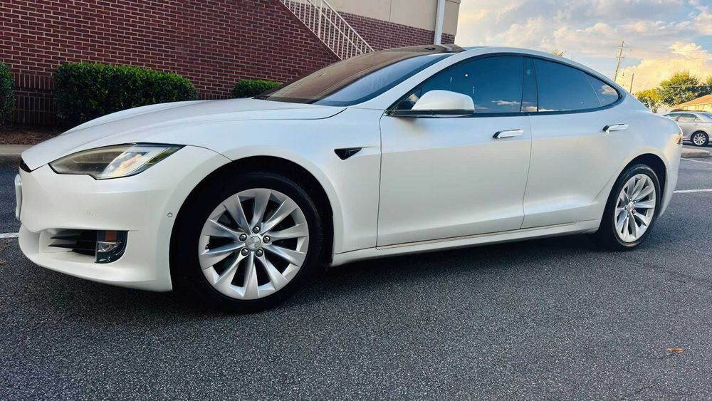 Tesla Model S 100D      2019