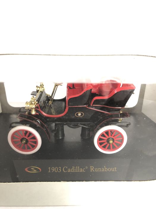 Cadillac Runabout escala 1/32 nova