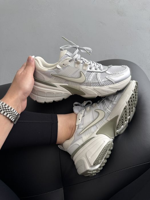Кросівки Кроссовки Nike V2K Runtekk Silver Olive White демісезон