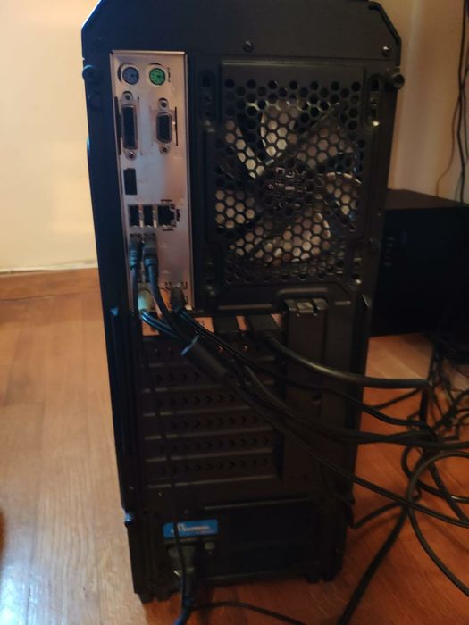 PC Gaming i5 8400 / 1060 6gb / 16GB RAM / HDD + SSD