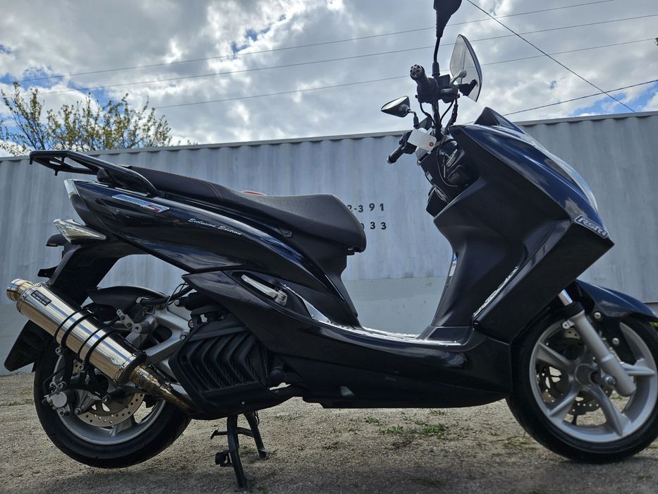 стокмото:продажа скутер Yamaha Majesty 155s без пробега по Украине.Максискутер только с контейнера из Японии.Доставка/отправка по Укр.Ямаха маджести