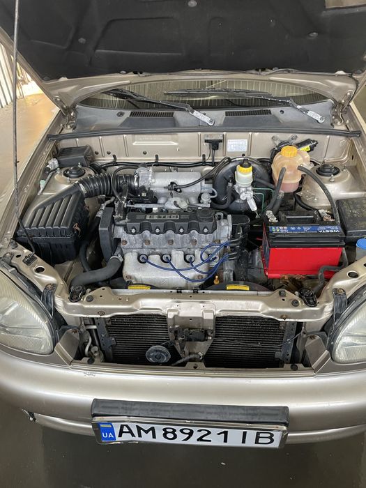 Продам Daewoo lanos 1.5 бенз