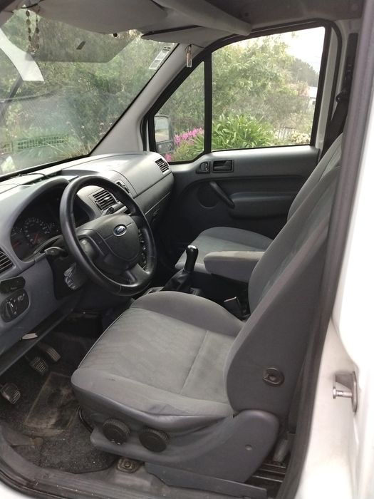 Troco carrinha ford transit conect 1.8 de 2006 por jipe