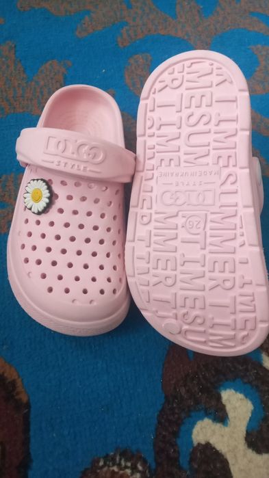 Вещи на девочку.