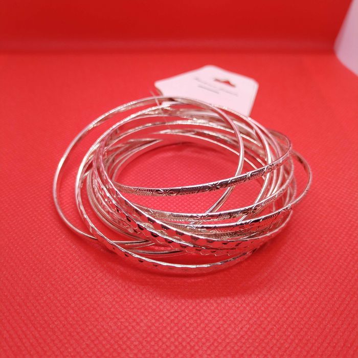 PULSEIRAS 1 unid 3€; 2 unid 4 € e 3 unid 5€