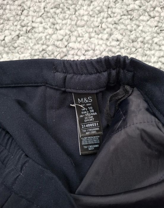 Granatowe spodnie materiałowe M 38 M&S  Collection  jak nowe