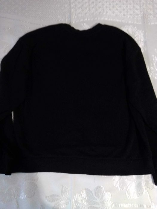 Sweatshirt preta