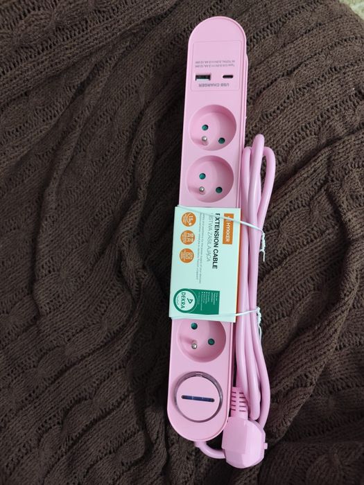 Listwa zasilająca z portami USB