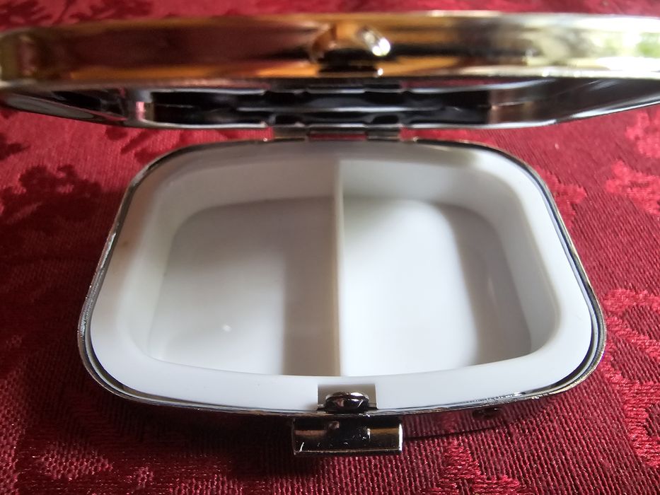 Cudowny pojemnik na leki - Klimt