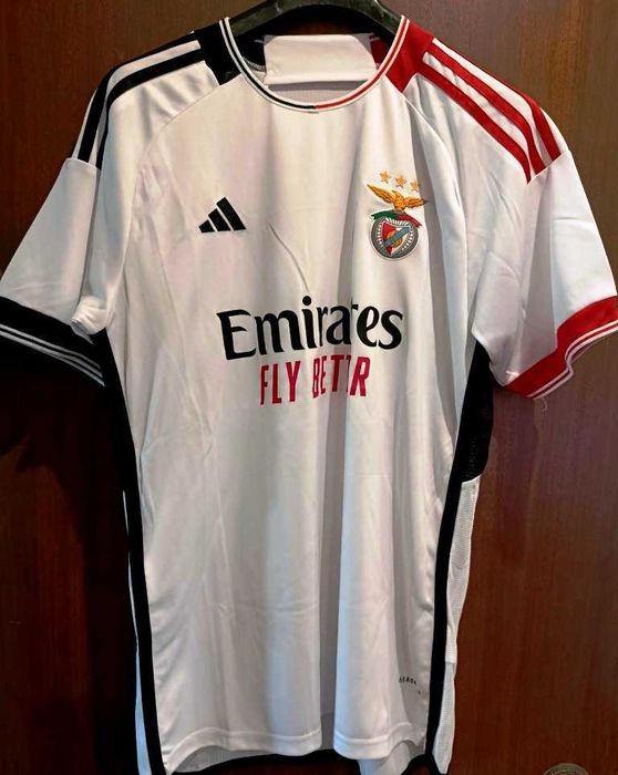 Camisola Benfica - tamanho M