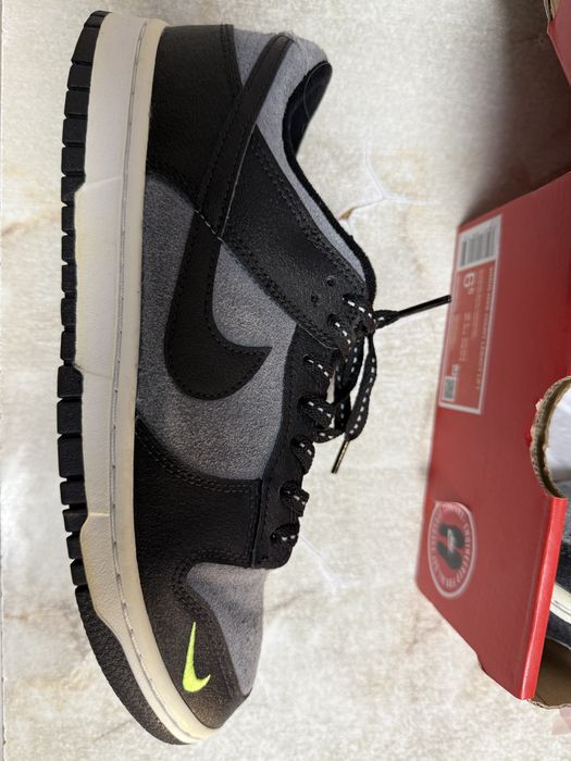 Продам оригінальні кросовки NIKE