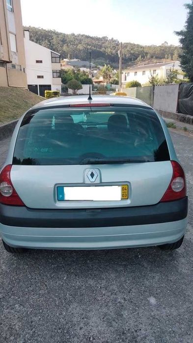 Renault Clio — fotografia 3