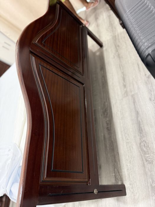 Cama  madeira maciça