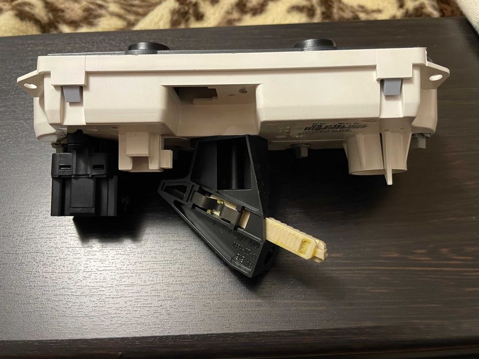 Панель управления печкою вентиляции воздуходувка  фордфюжн FORD FUSION